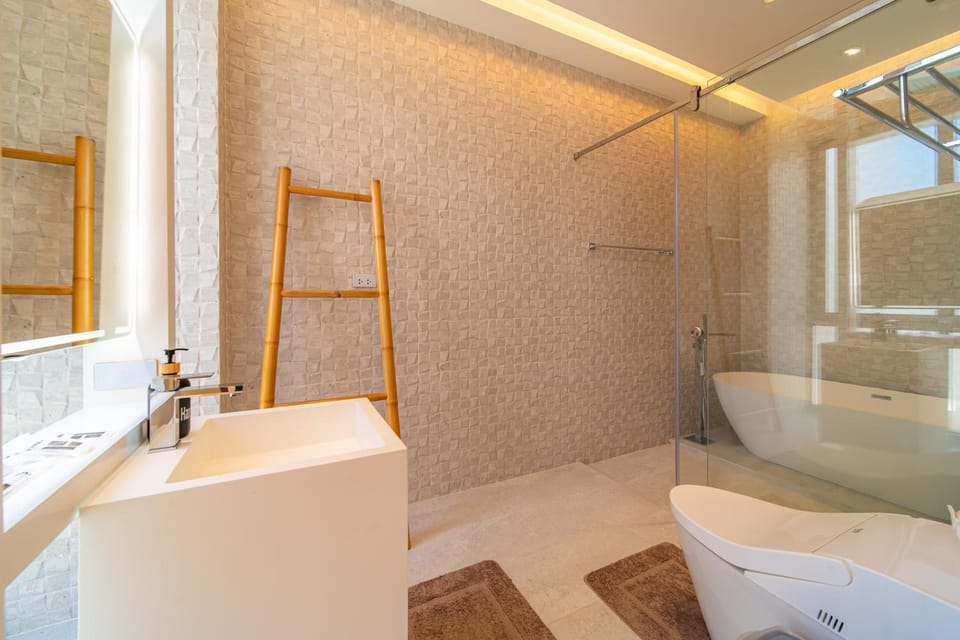 Toilet, Bathroom, Bath