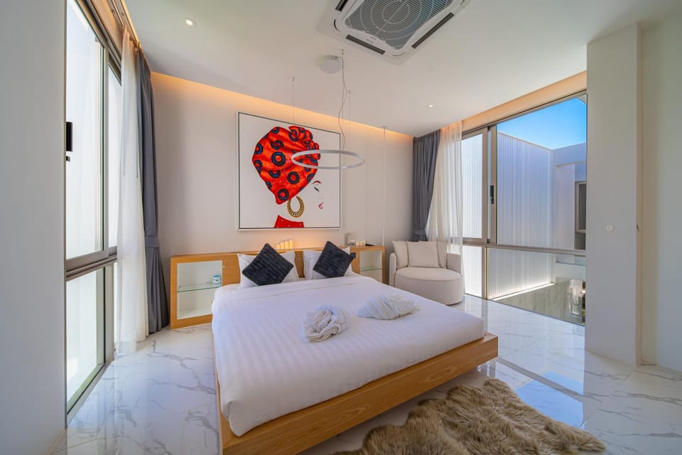 Bed, Photo of the whole room, Bedroom