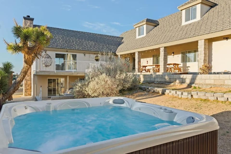 The Kingdom By The Cohost Company House in Yucca Valley