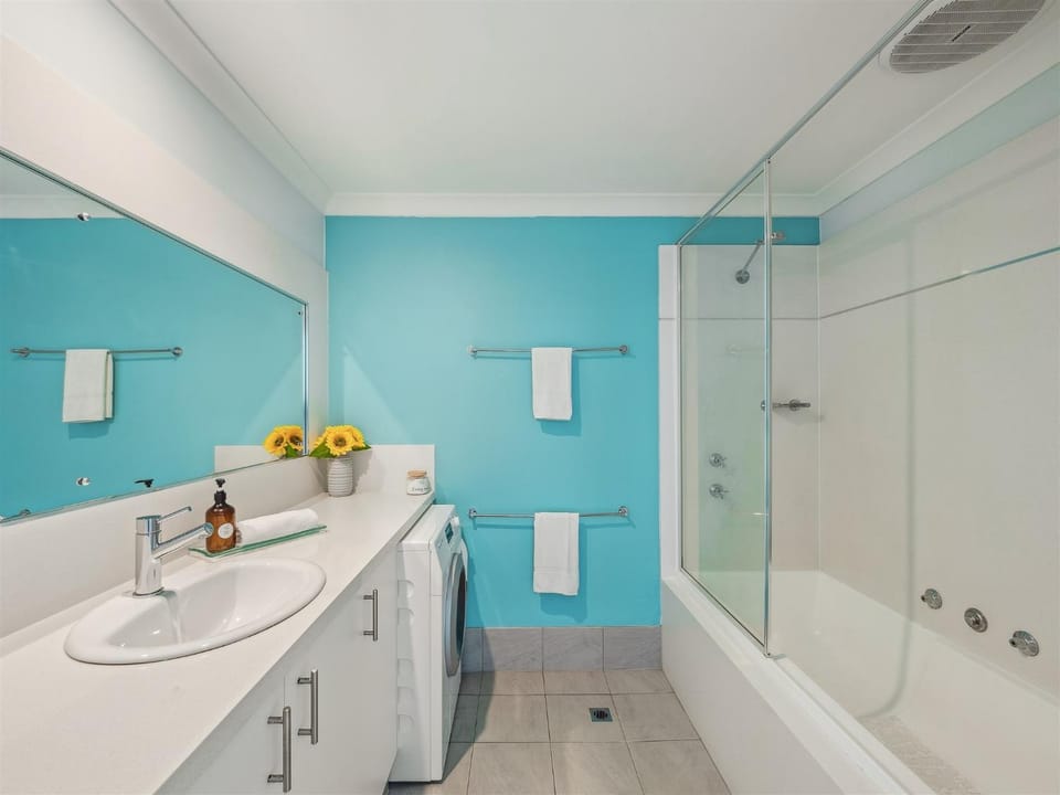 Bathroom, Bath