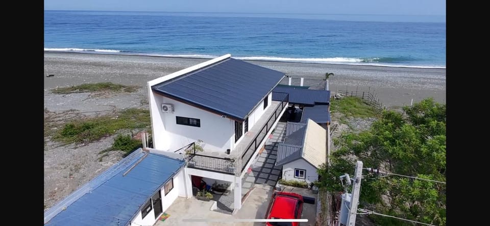 Property building, Day, Natural landscape, Beach, Sea view