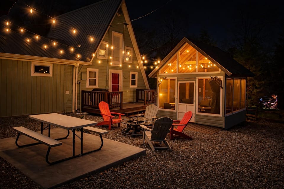 Property building, Patio, Night, Balcony/Terrace, Seating area