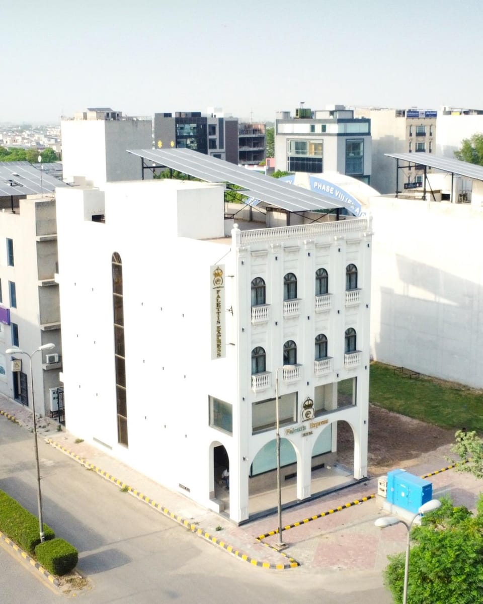 Property building, Street view