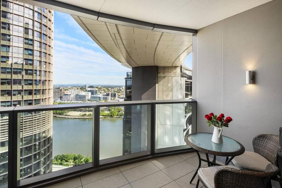 Luxury 1BR in Queens Wharf Apartment in Brisbane City