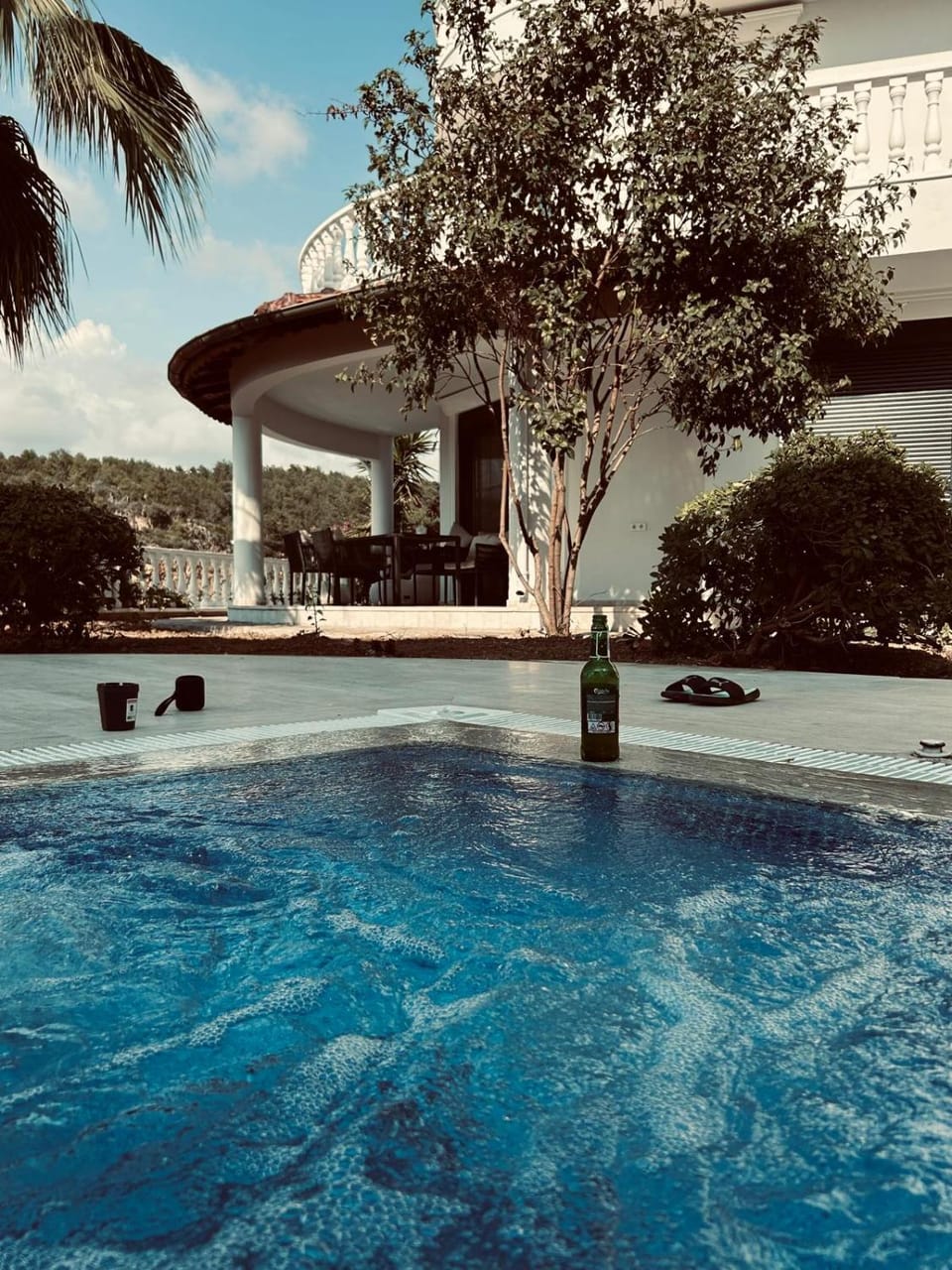 Swimming pool