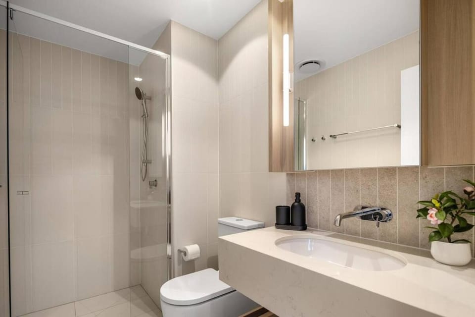 New Luxe 2BR Queens Wharf Apt Apartment in Brisbane City