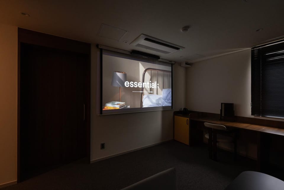 Communal lounge/ TV room