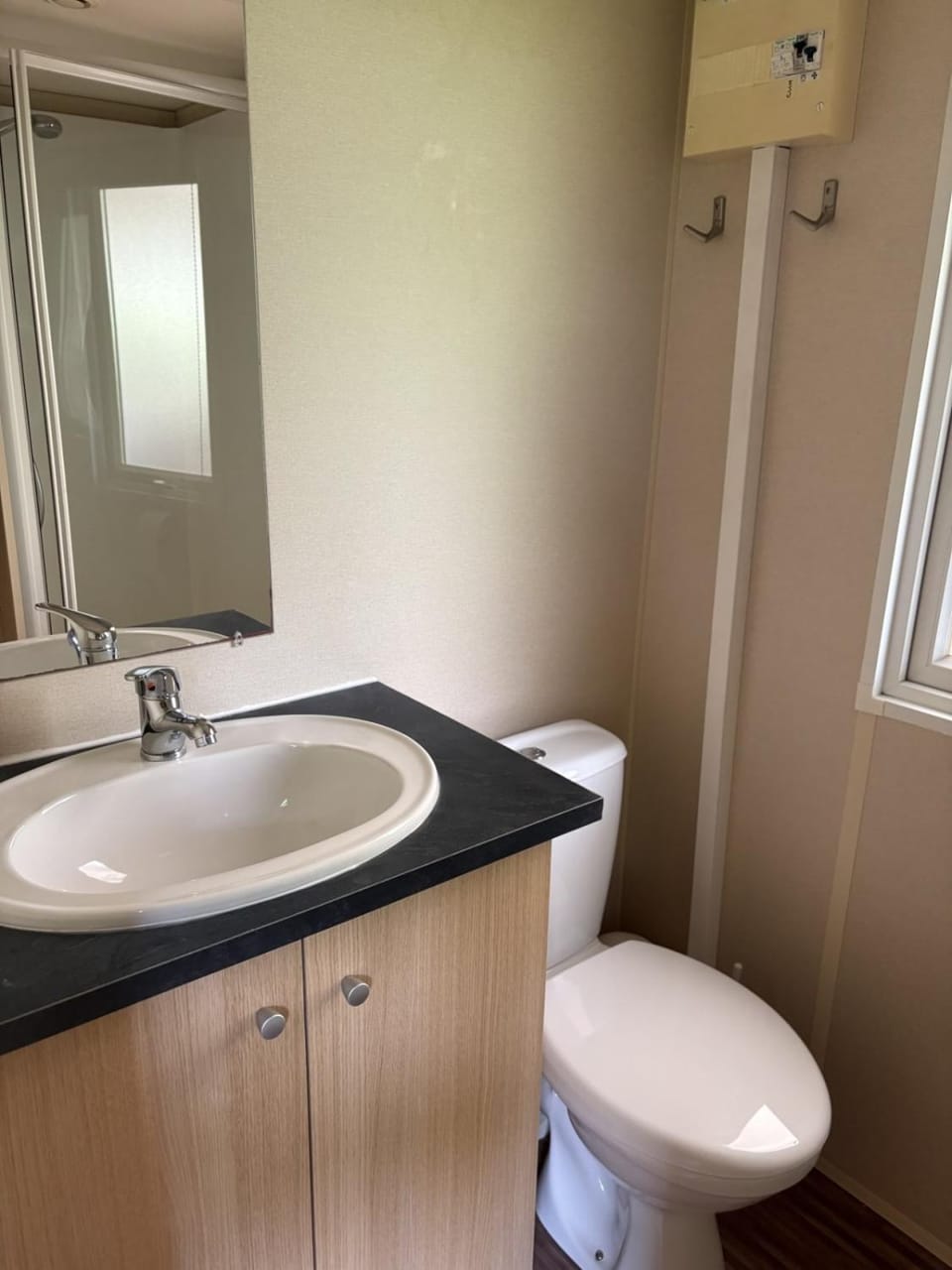 Grand mobilhome 3 chambres 2 sdb House in Parentis-en-Born