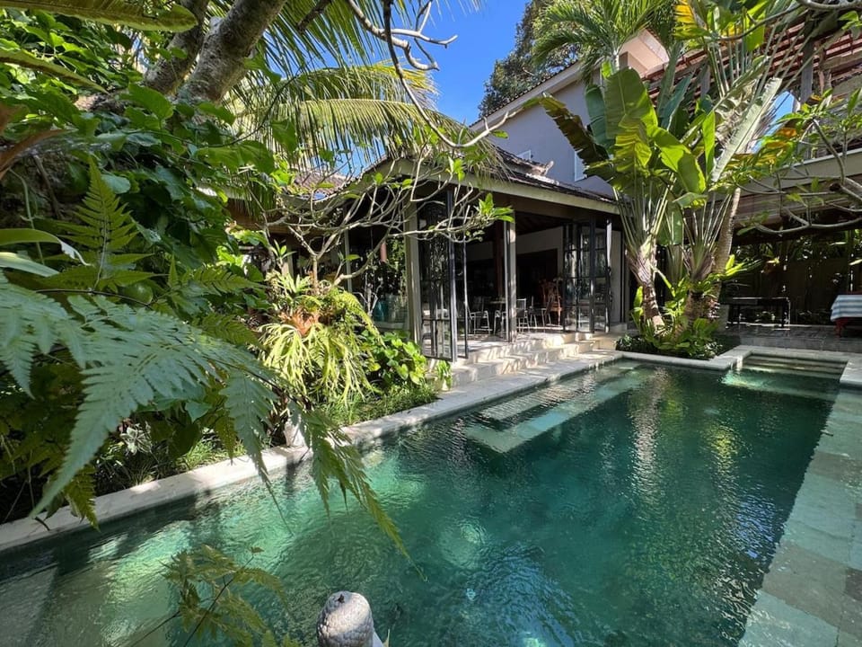 Property building, Garden view, Swimming pool