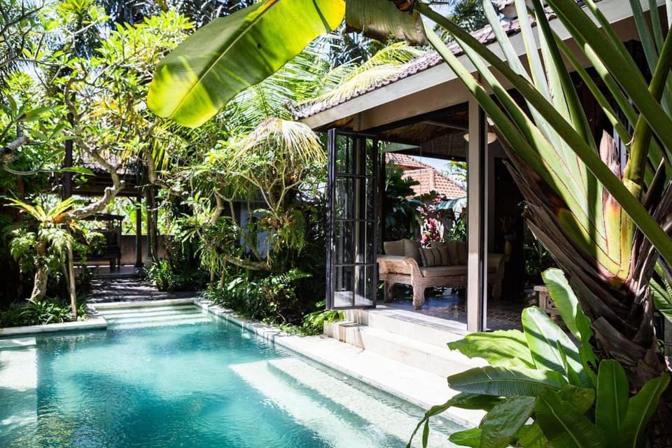 Property building, Garden view, Swimming pool