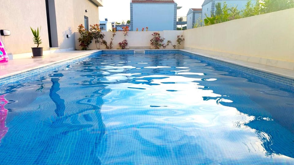 Day, Pool view, Swimming pool