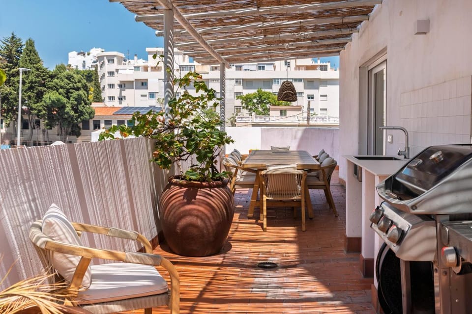 Balcony/Terrace, Balcony/Terrace