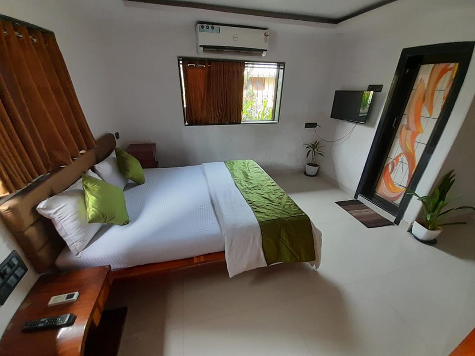 Agrawal Bhavan Home stay couples friendly for indians Vacation rental in Mumbai