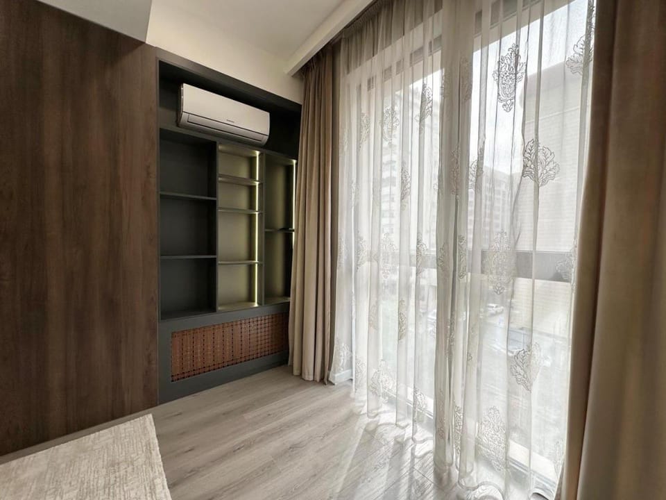 Bedroom, wardrobe, air conditioner