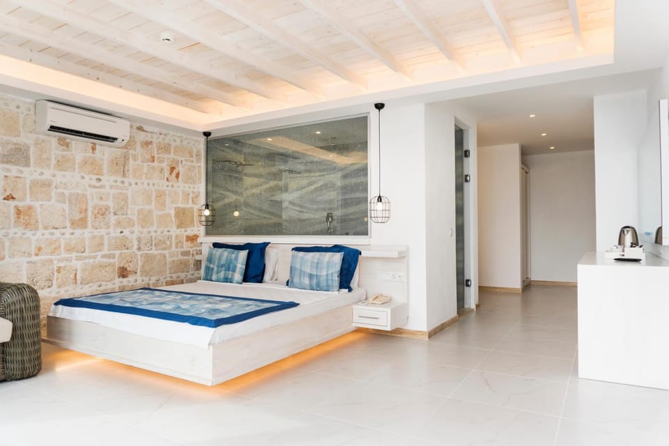 Bed, Photo of the whole room, Decorative detail, Bedroom
