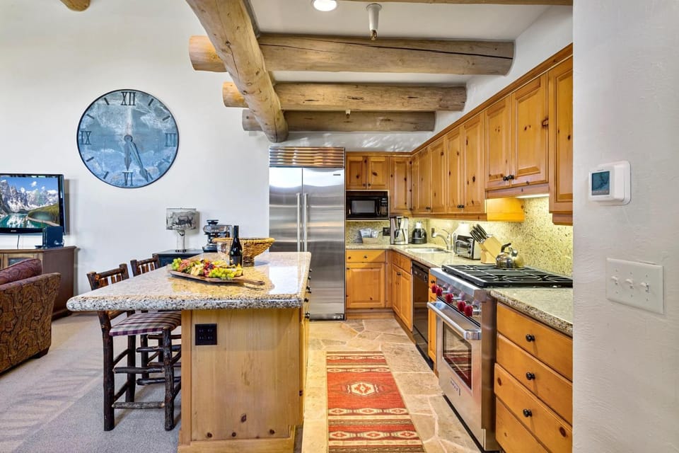 Pine Inn At Trail's End Lodge - Three Bedroom Residence With Spa #1 Apartment in Park City