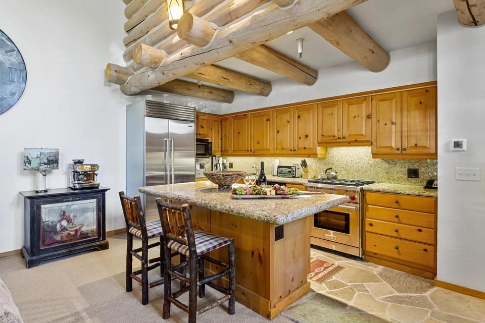 Pine Inn At Trail's End Lodge - Three Bedroom Residence With Spa #1 Apartment in Park City