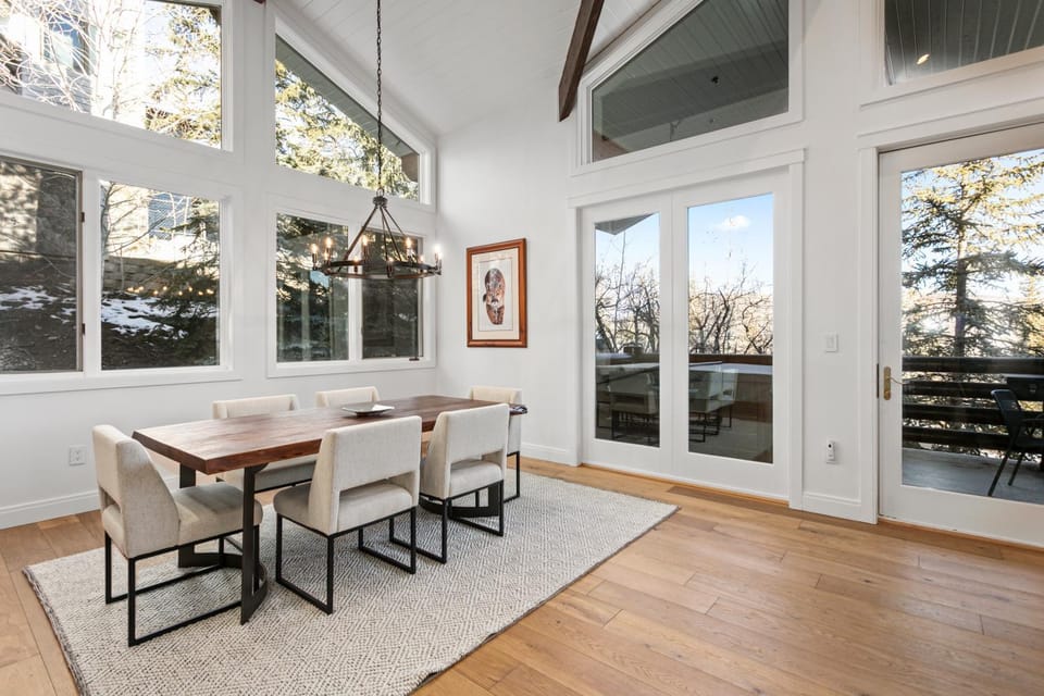 Trail's End Lodge At Deer Valley Resort - One Bedroom Deluxe Residence With Spa #304 Apartment in Park City