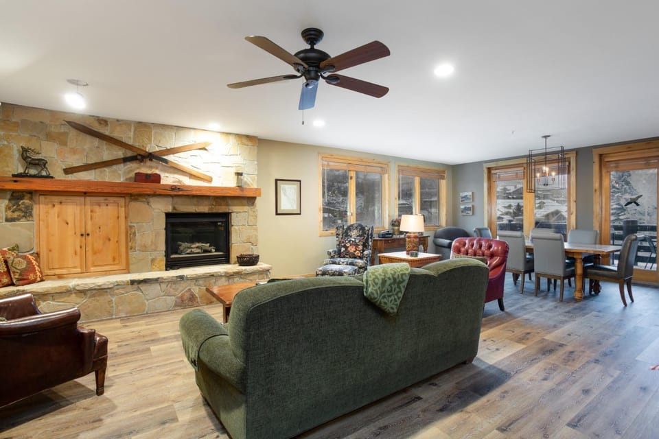 Trail's End Lodge at Deer Valley Resort - Two Bedroom Residence with Spa #101 Apartment in Park City