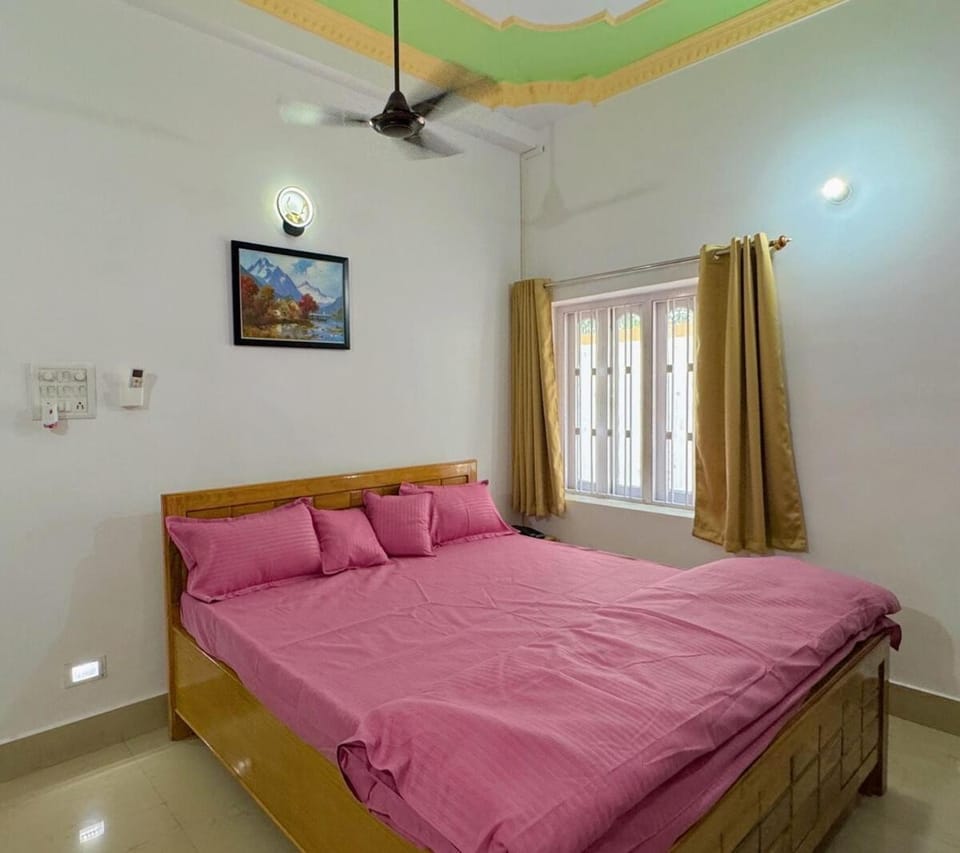 Luxury 4BHK Bunglow in Posh Colony Villa in India