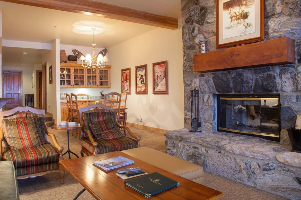 Trail's End Lodge At Deer Valley Resort - Two Bedroom Residence With Spa #405 Apartment in Park City