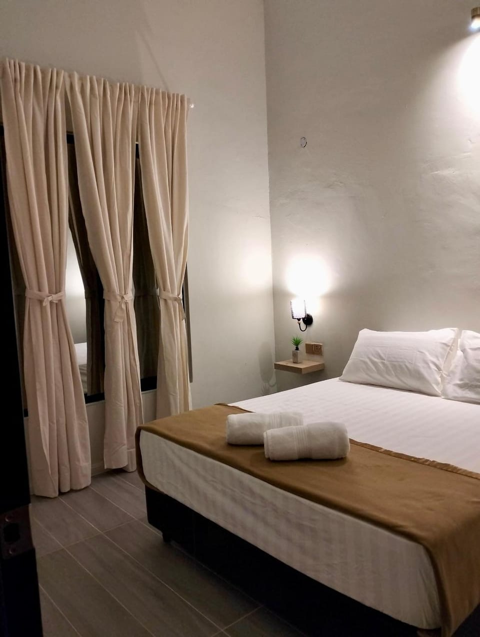 Night, Bedroom