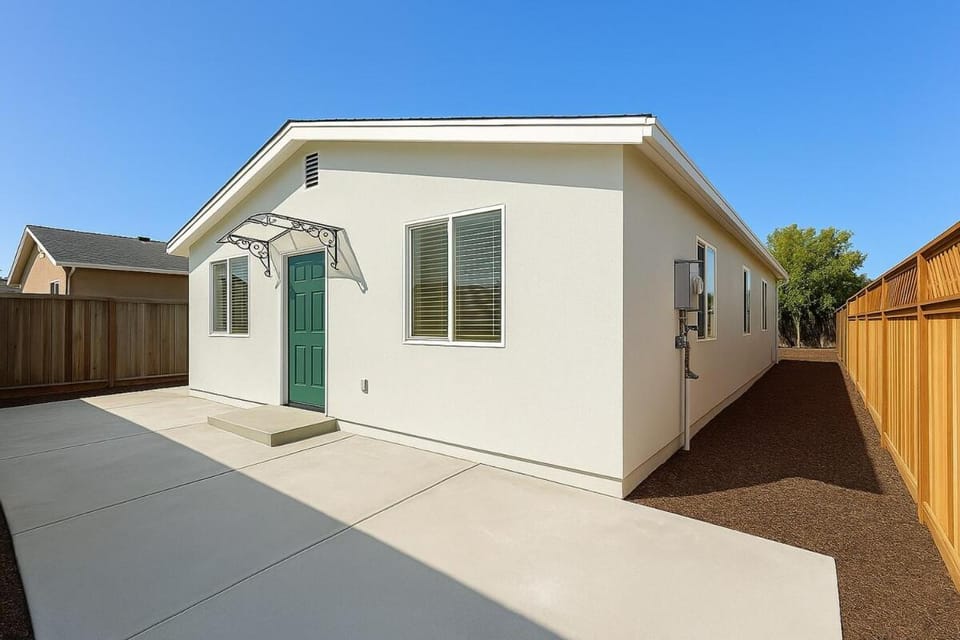 New Build House Laundry Kitchen Airconditation House in Sunnyvale