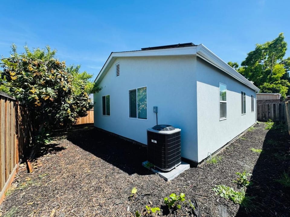 New Build House Laundry Kitchen Airconditation House in Sunnyvale