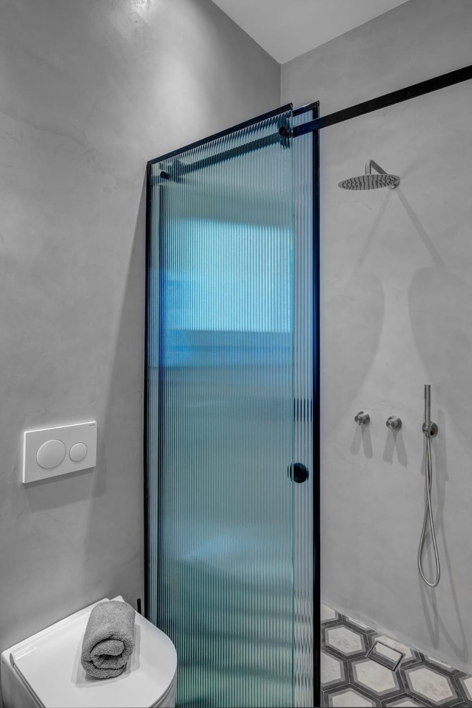 Shower, Bathroom, towels