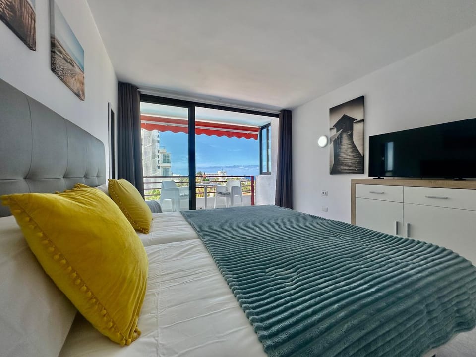 Stylish studio Olympia with ocean view Apartment in Costa Adeje