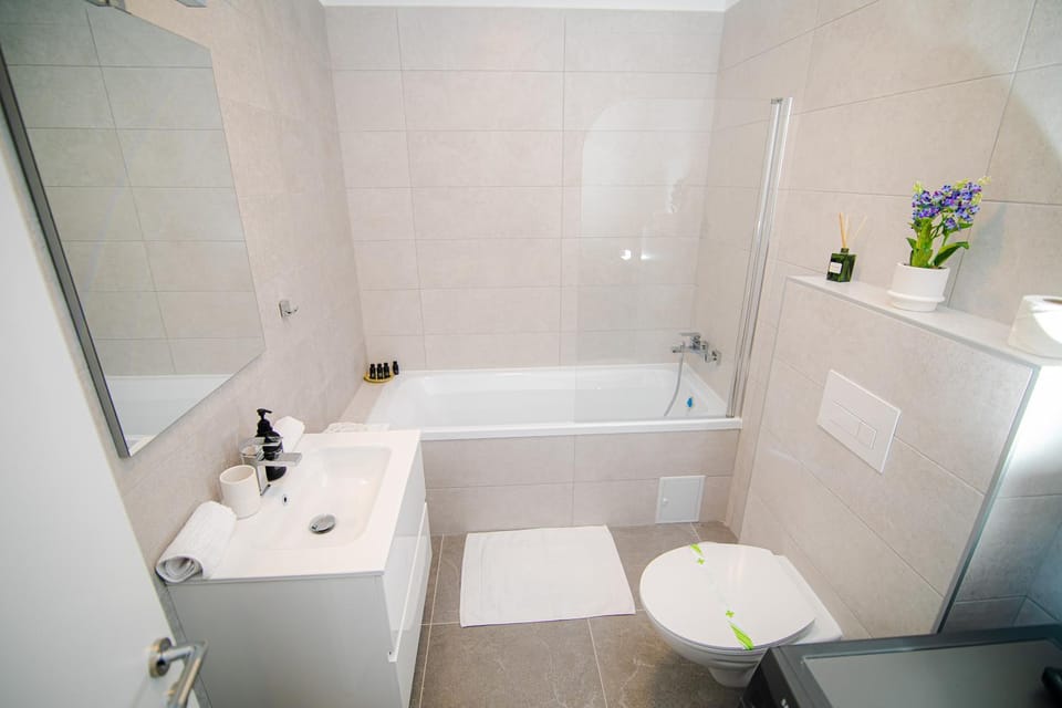 Bathroom, Bath