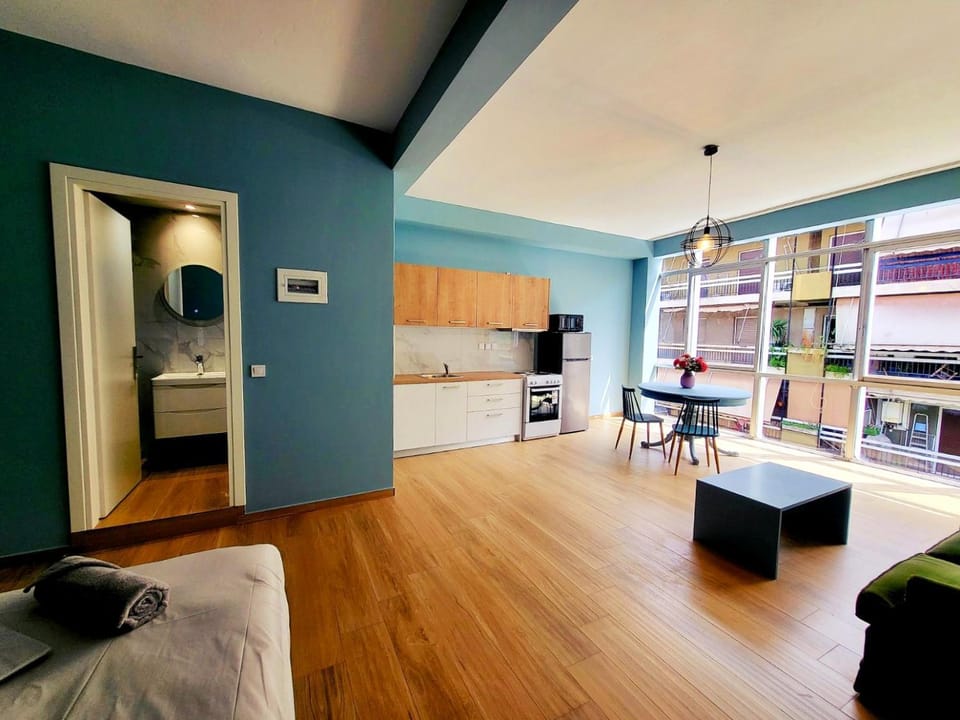 Studios & Shared Roof to Acropolis Apartment hotel in Athens