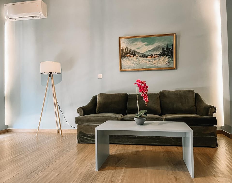 Studios & Shared Roof to Acropolis Apartment hotel in Athens