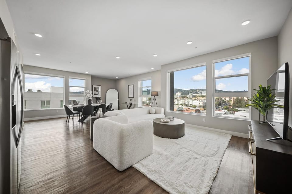 Modern Luxury Oasis in WEHO Hollywood Sign Views Apartment in Hollywood