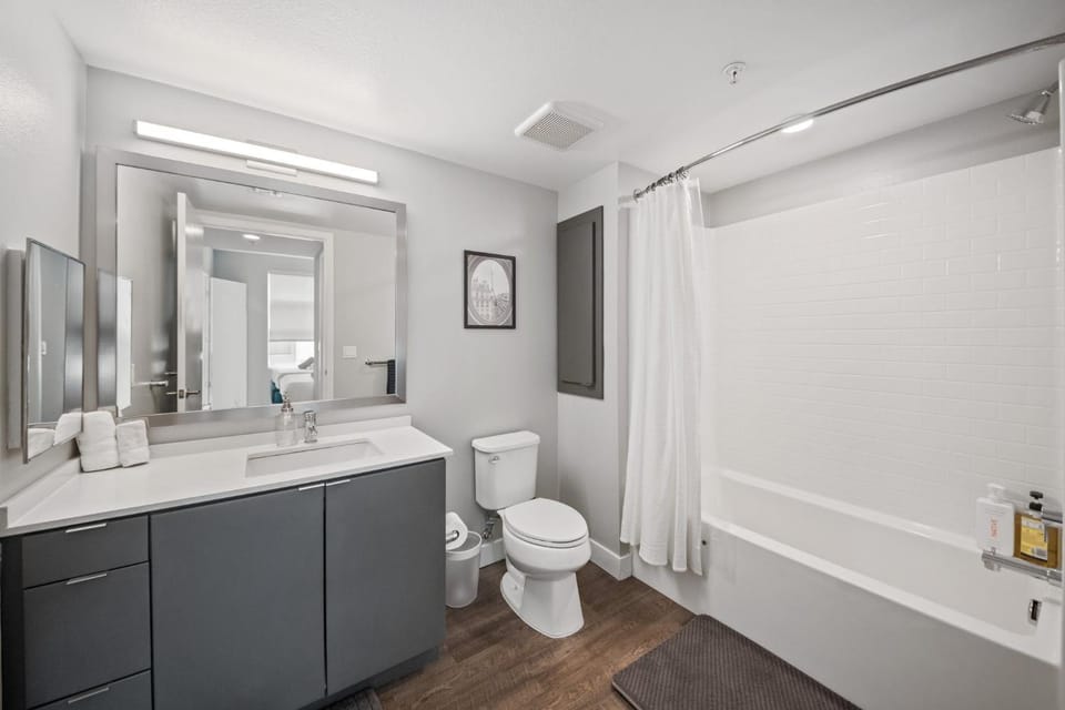 Modern Luxury Oasis in WEHO Hollywood Sign Views Apartment in Hollywood