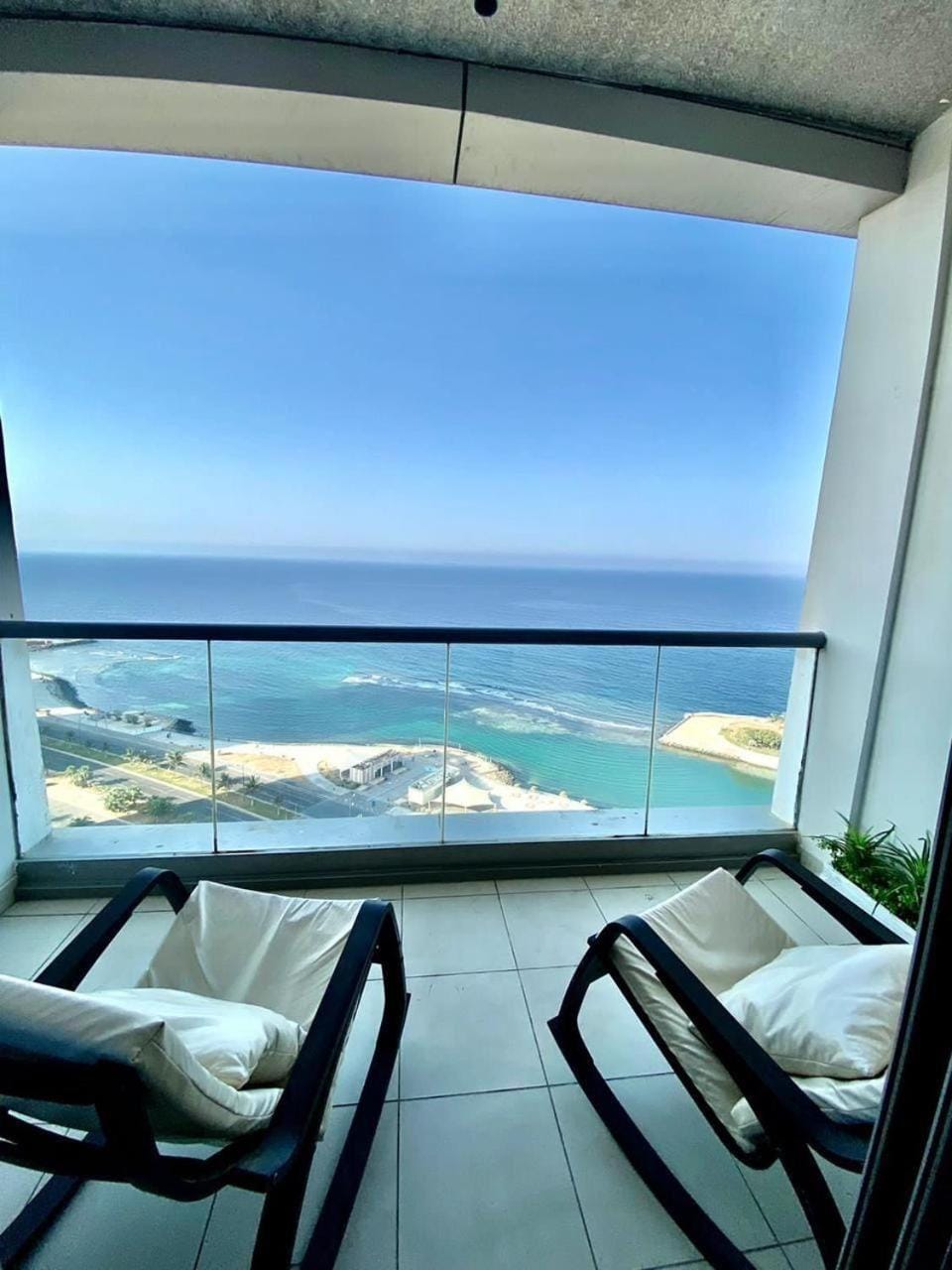 شقة قمرين برج داماك الجوهرة كورنيش جدة Apartment in Jeddah