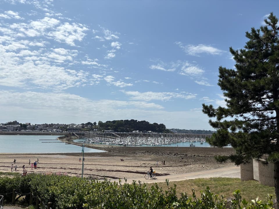 À 2 pas de la mer, ferry et intra muros - Saint Malo Apartment in St-Malo