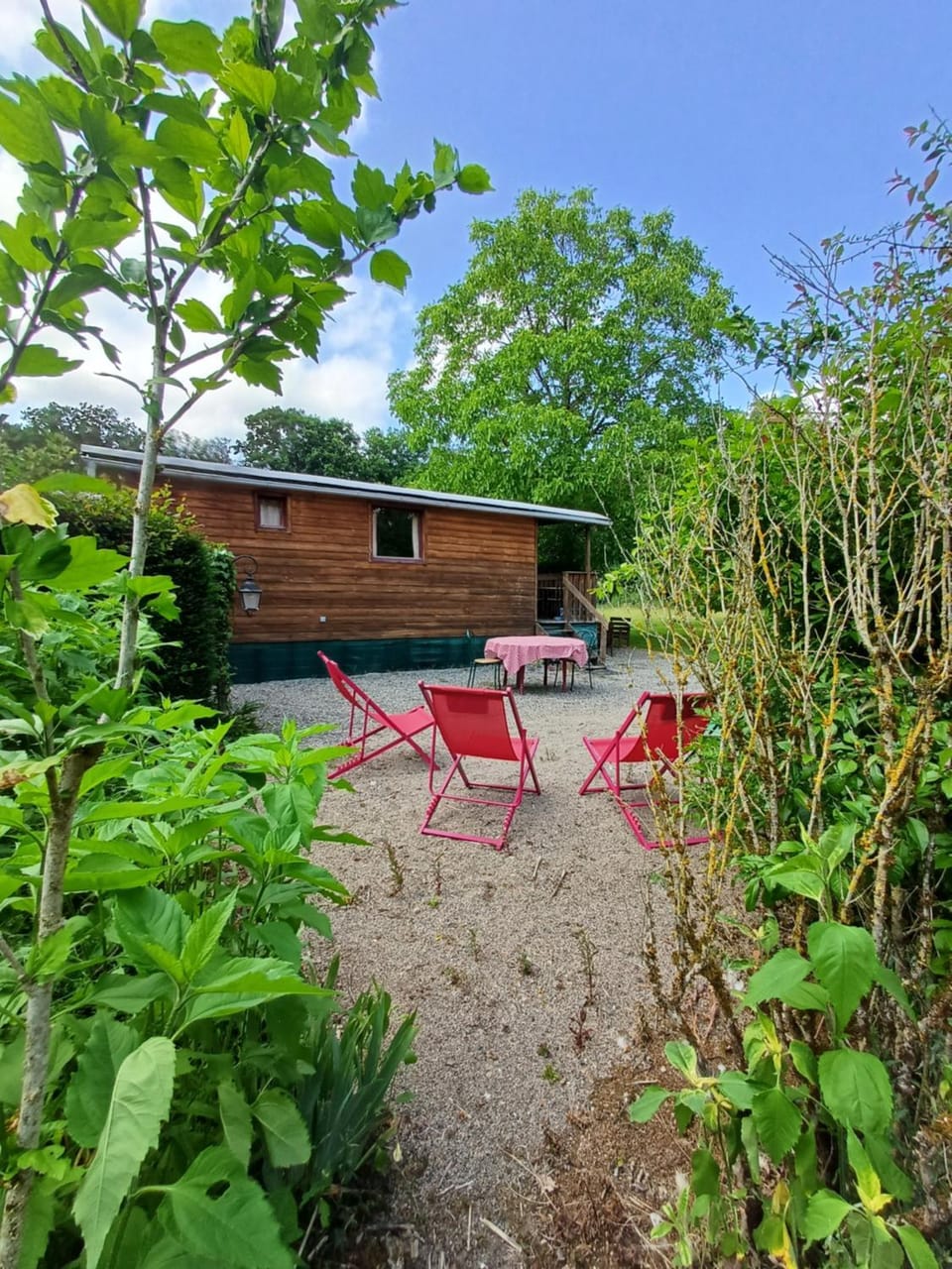 La Roulotte Authentique au pays de George Sand avec piscine House in Centre-Val de Loire