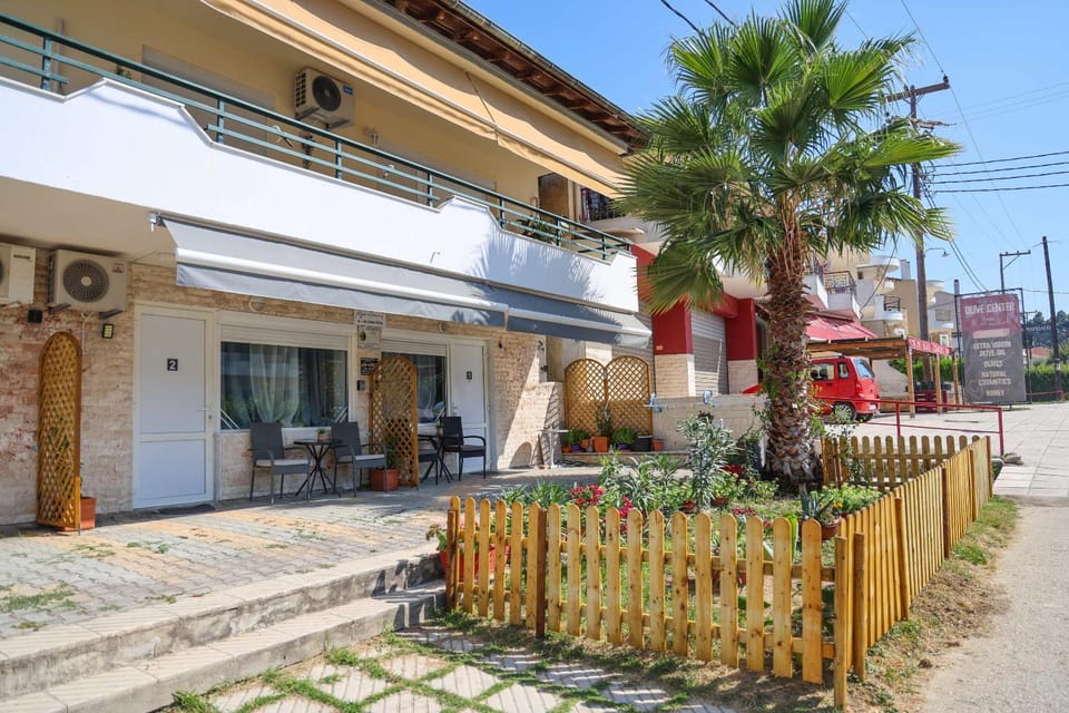 Billy's Luxury Suites in Kriopigi Hotel in Halkidiki