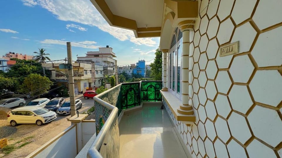 Fully Furnished 3BHK for Families 201 Villa in India