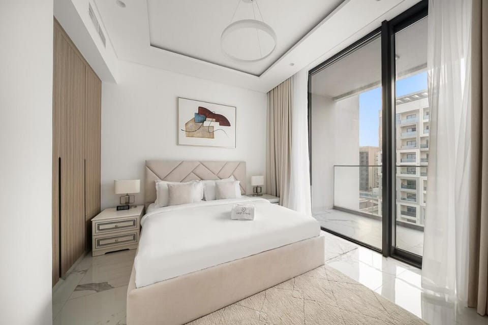 Stylish 1BR in Dubai Hills - Pool, Gym & Near Dubai Hills Mall Apartment in Dubai