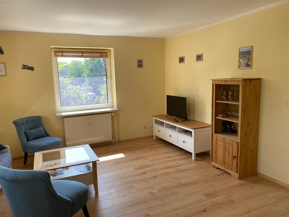 TV and multimedia, Seating area