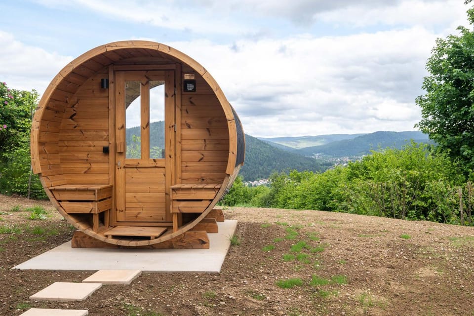 Garden, Sauna, Spa and wellness centre/facilities