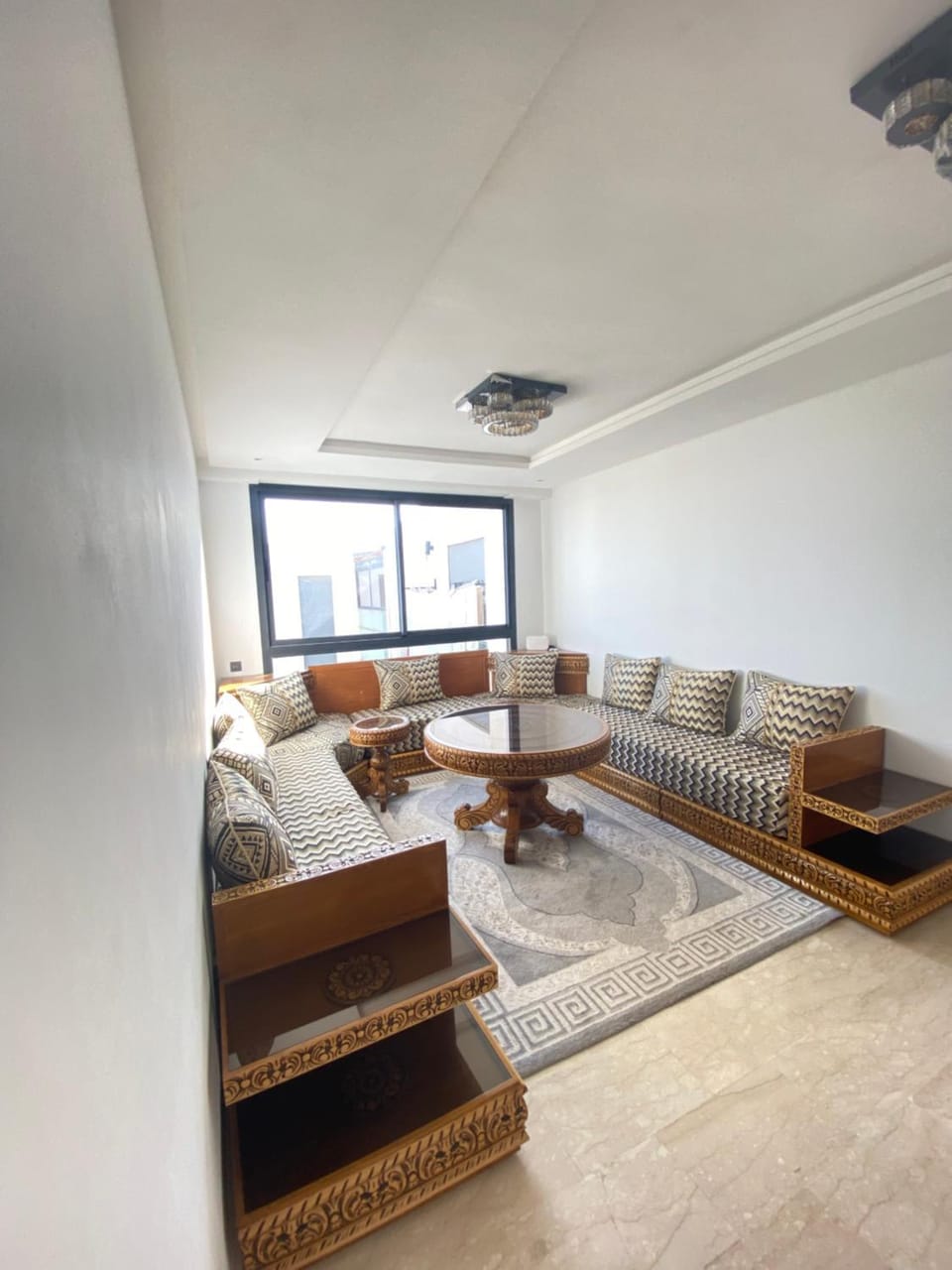 Living room, Seating area, air conditioner