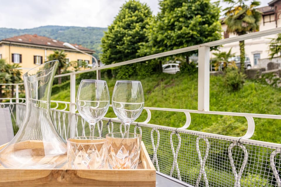 Day, Natural landscape, View (from property/room), Balcony/Terrace