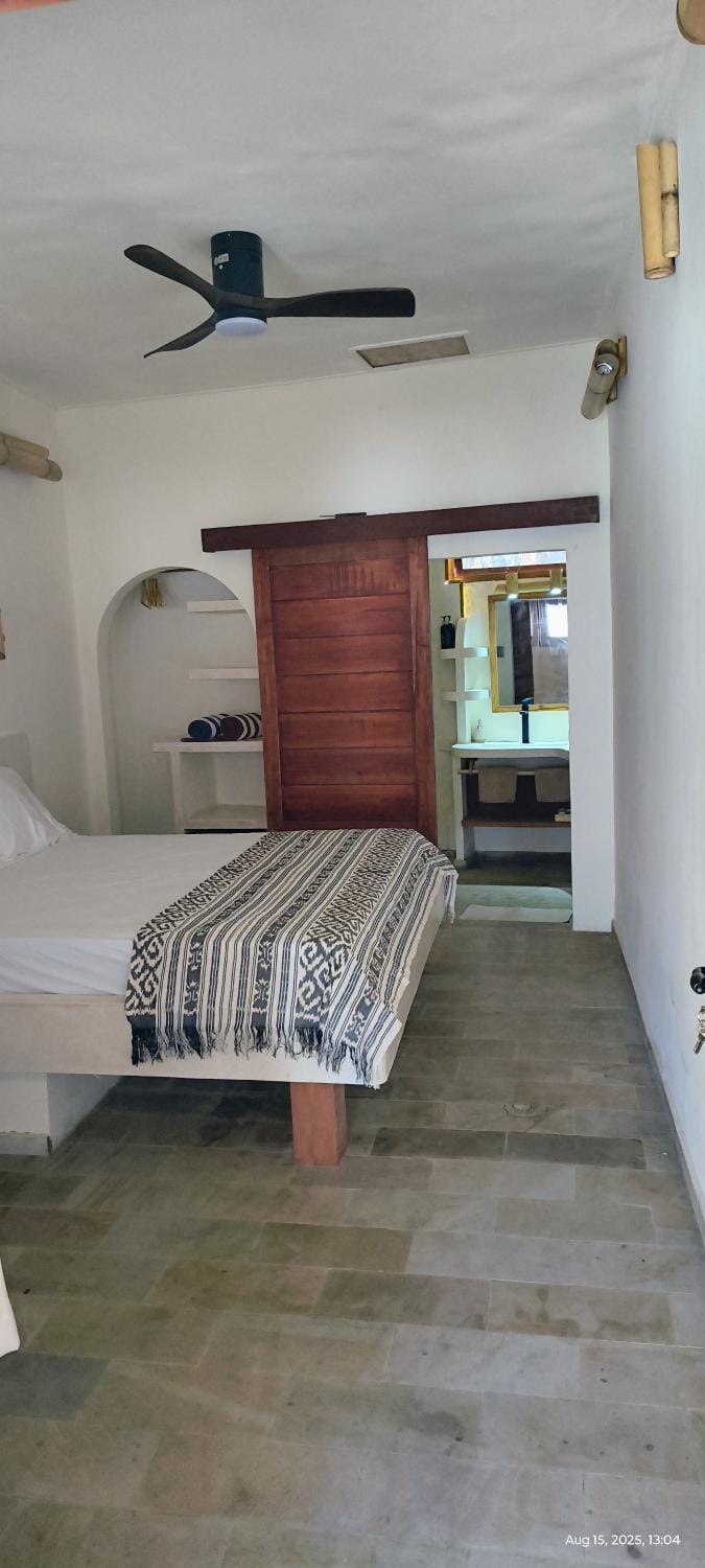 Bed, Bathroom, Photo of the whole room, Bedroom