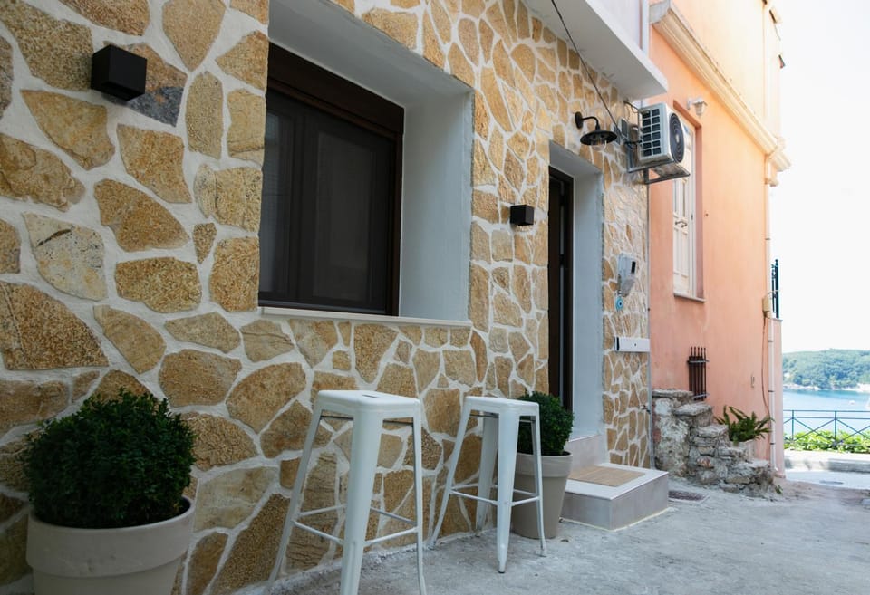 Casa Margarita Parga House in Peloponnese, Western Greece and the Ionian