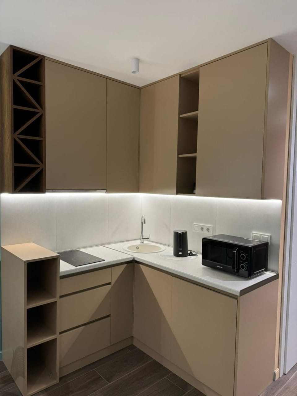 Kitchen or kitchenette, minibar, pet friendly, stove