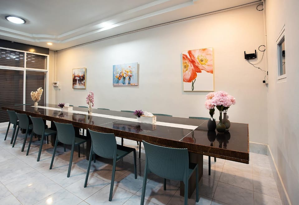 Seating area