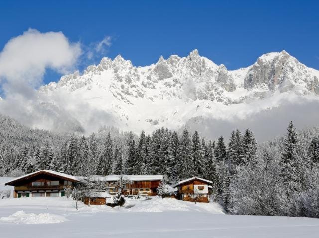 Property building, Day, Winter